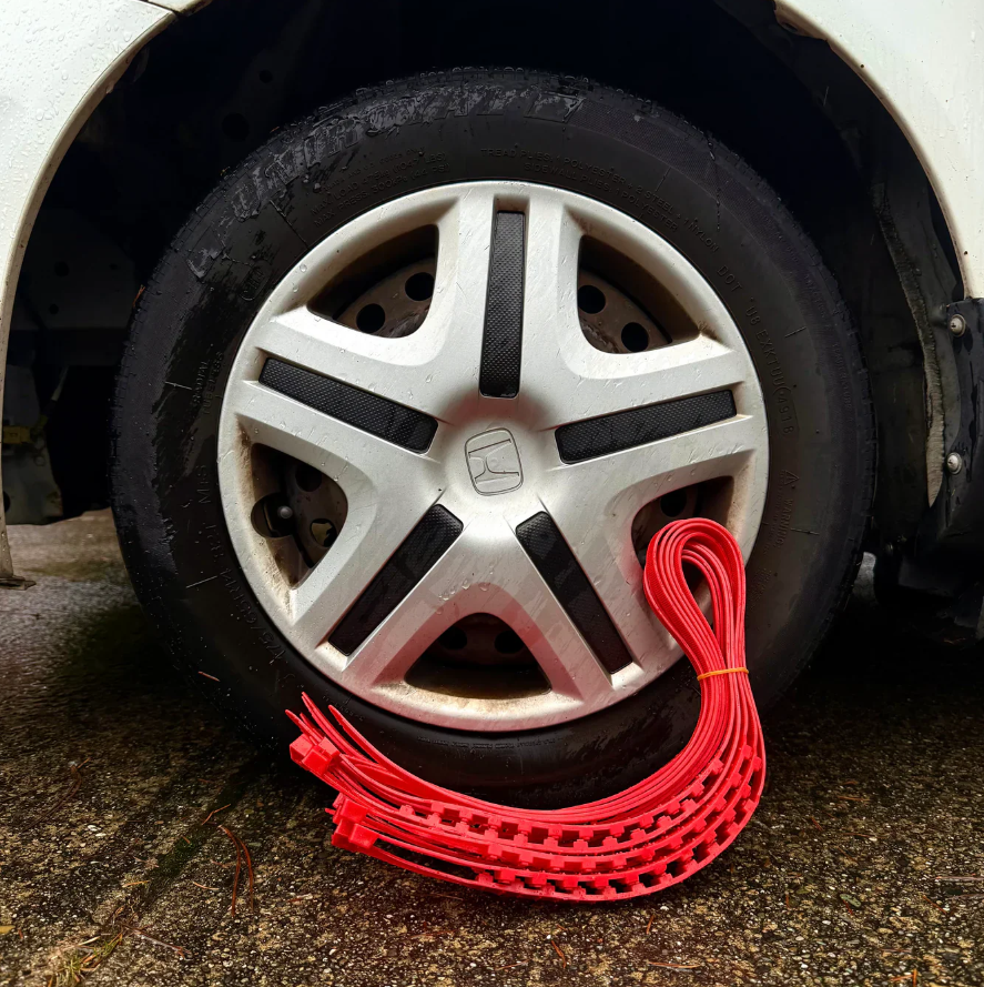 🔥2026 Winter Hot Sale🔥Universal Reusable Anti-skid Nylon Tire Chains
